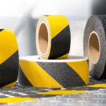 Kraf Kaydırmaz Bant 25mm X 15m Sarı-siyah 2575